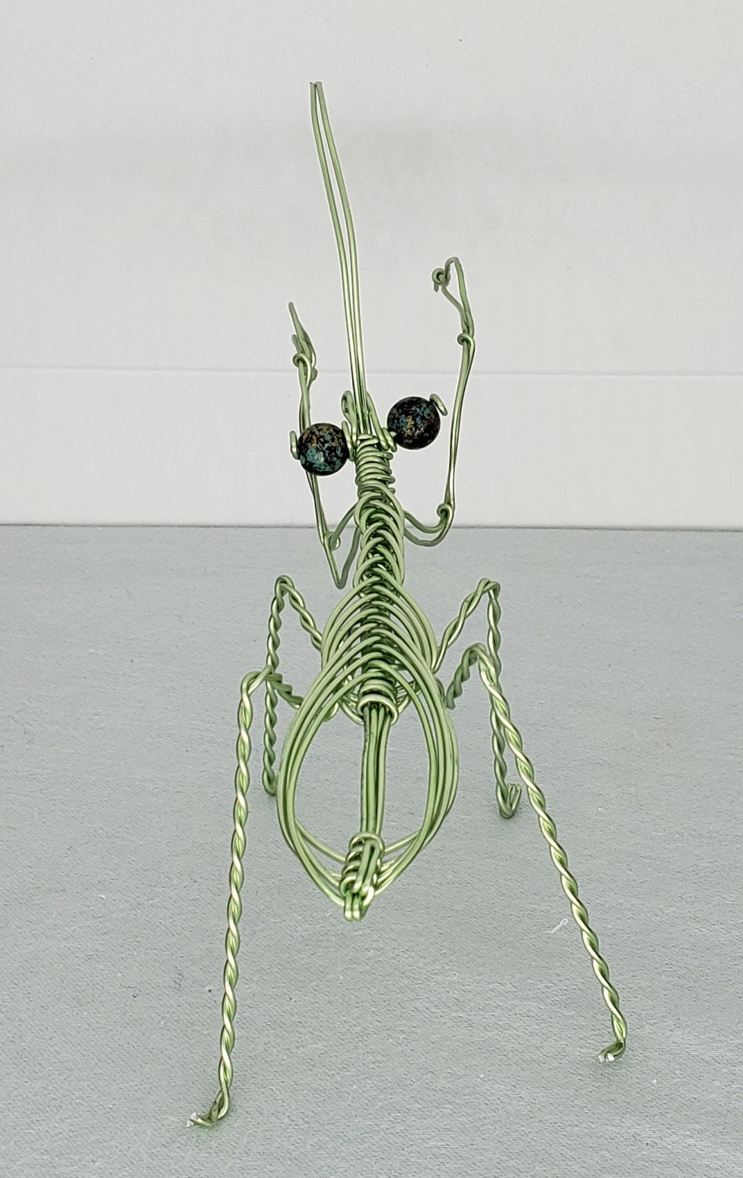 Praying Mantis - Medium - Green