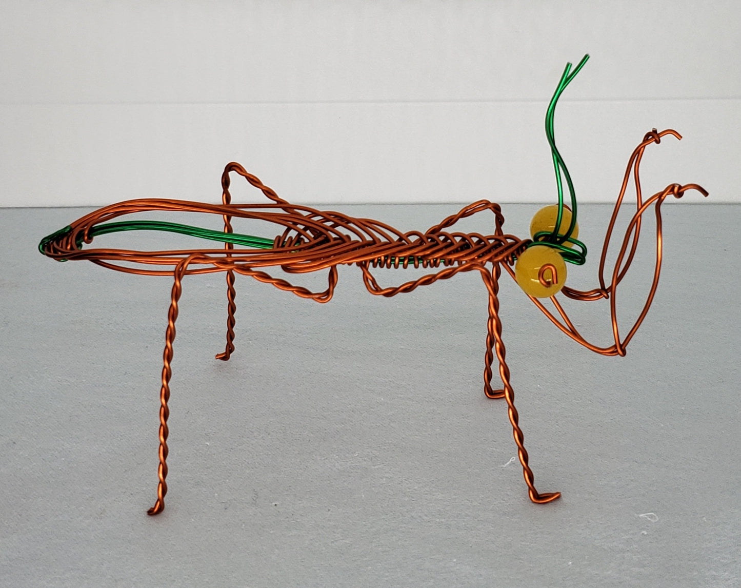 Praying Mantis - Medium - Orange/Green