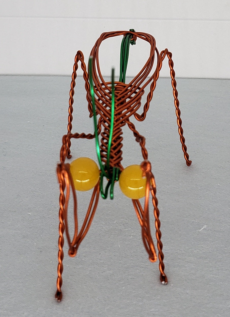 Praying Mantis - Medium - Orange/Green