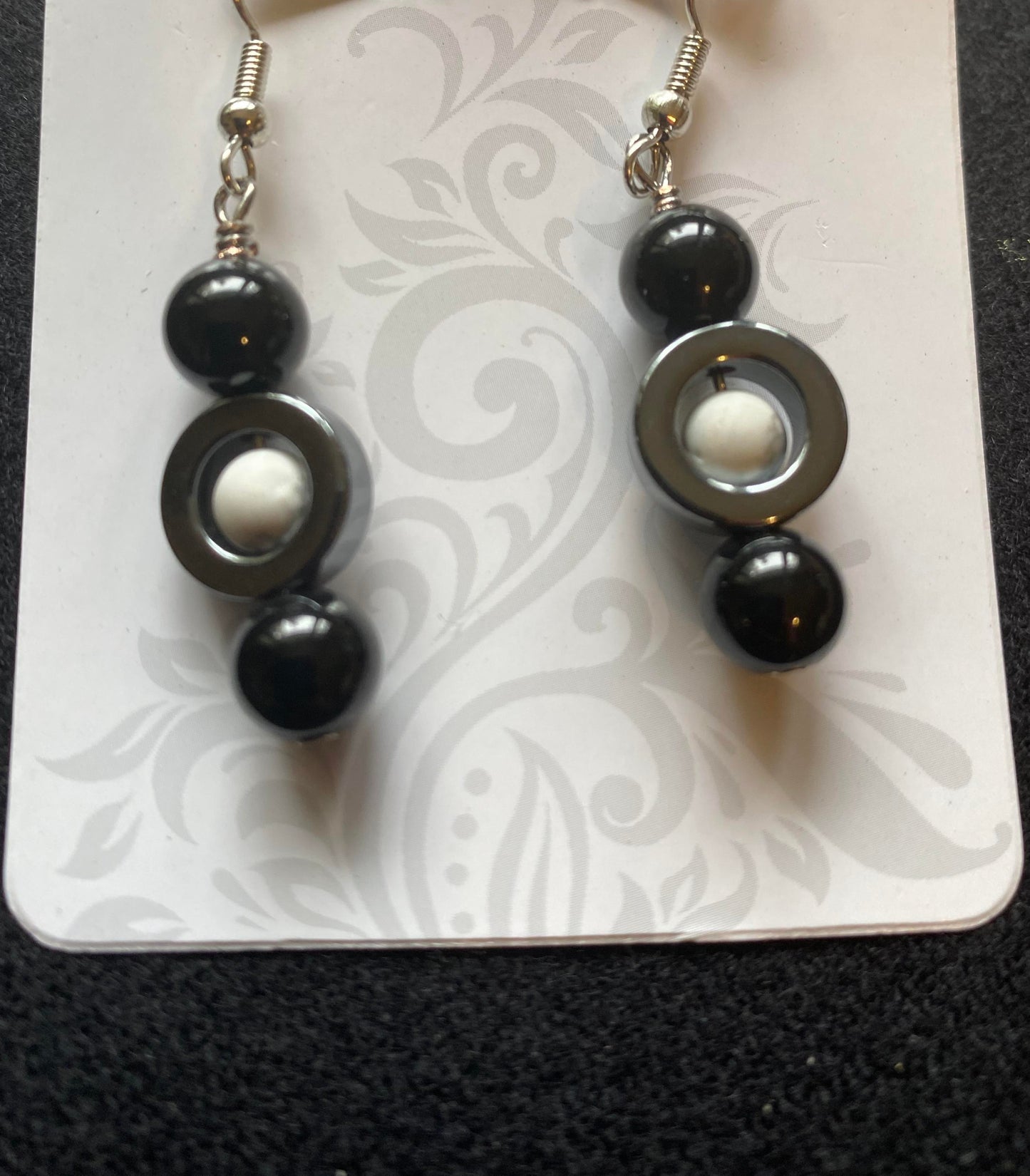 Tourmaline & Howlite Metal O earrings
