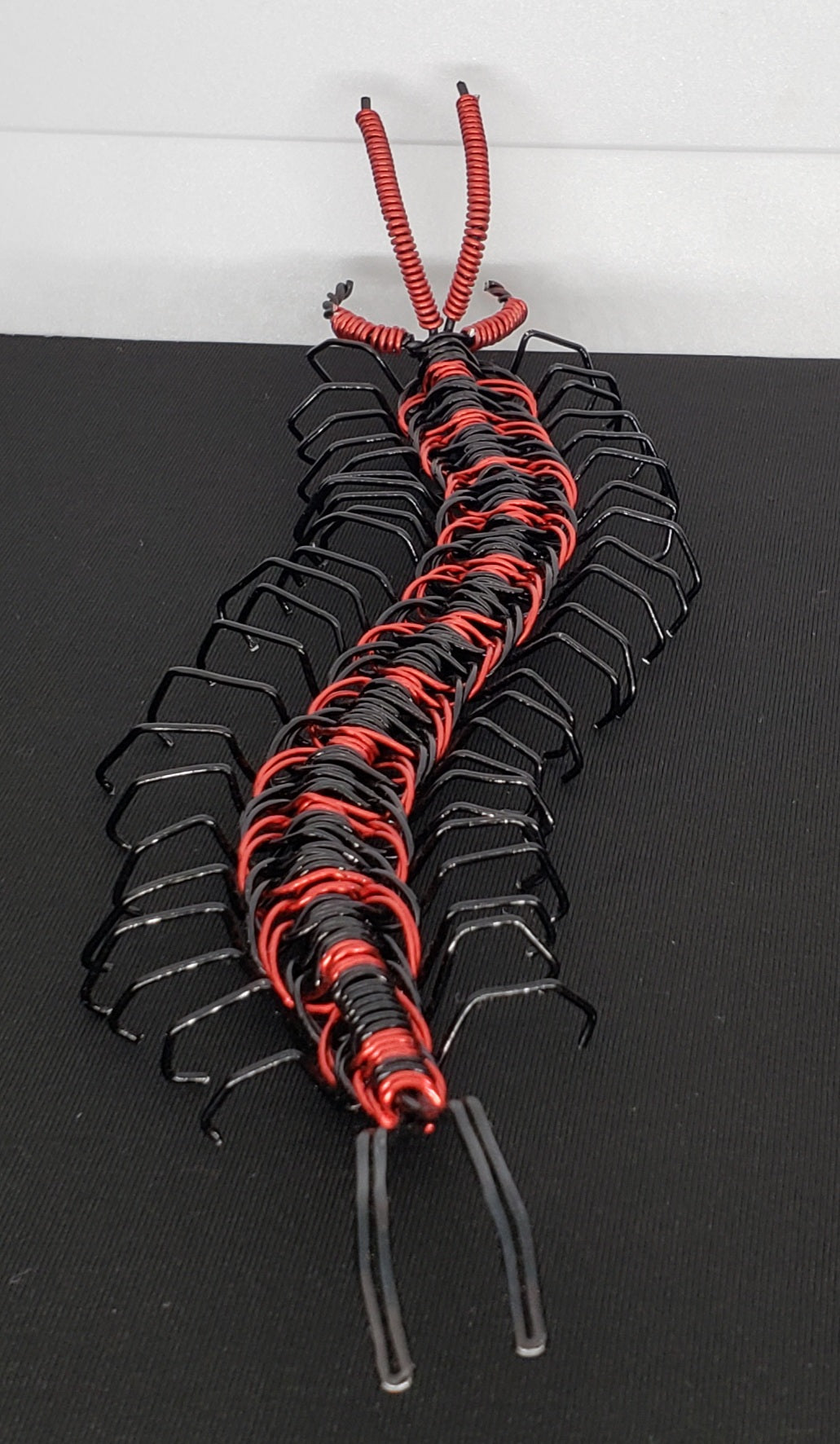 Centipede - Red/Black