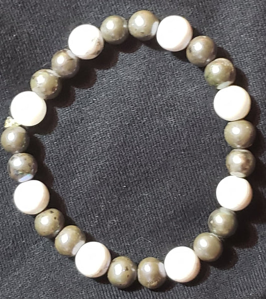 Bracelet- Howlite, Fresh Water Pearl